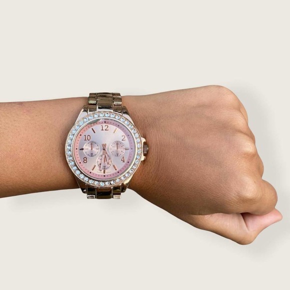 Rose gold elegant wrist watch - Picture 1 of 4